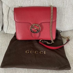 GUCCI Calfskin Interlocking G Shoulder Bag Red